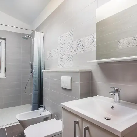 8 Bedroom Awesome In Ferienhaus Pula